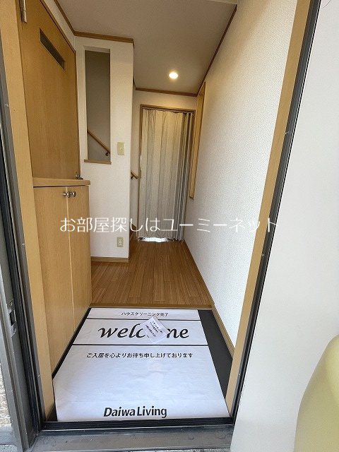 ヴィヴレイースト 玄関