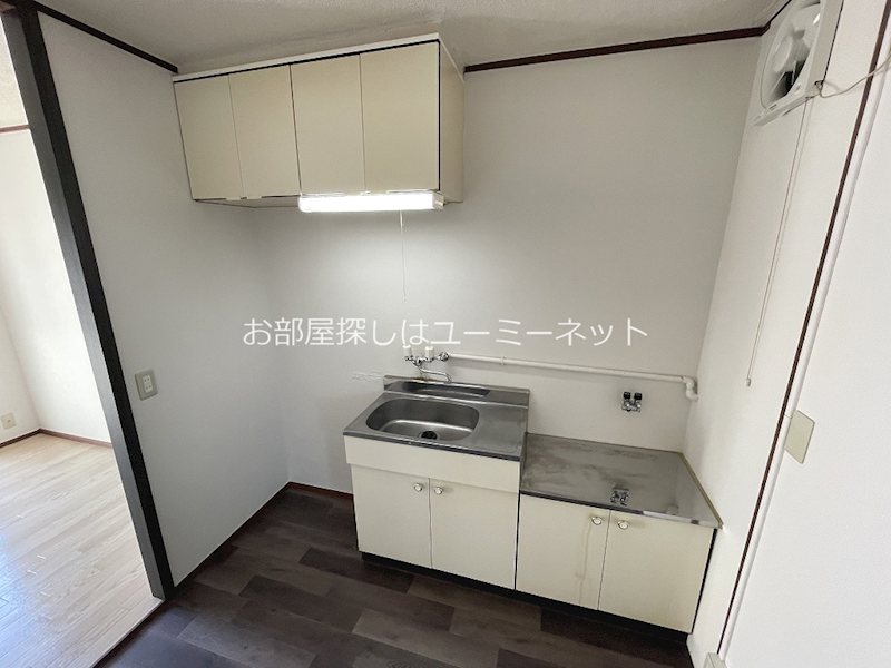 青葉台ファクトリー貸家 キッチン