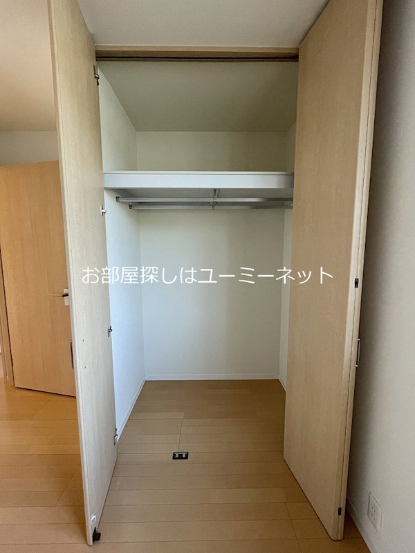ヴィラーチェ・プロフィットA棟  収納