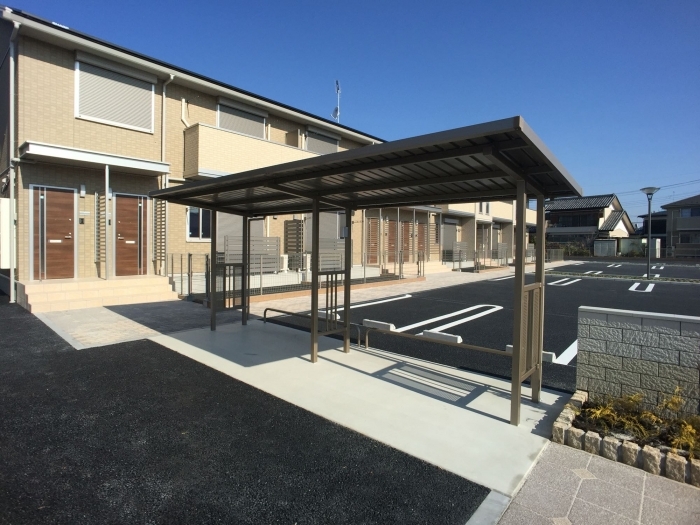 ミルアモール　D 駐車場