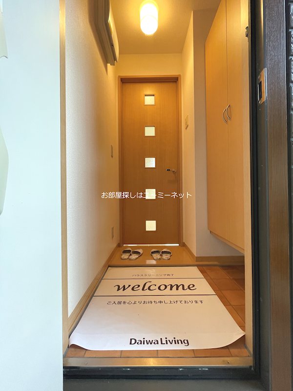 ラヴィータＭ 玄関