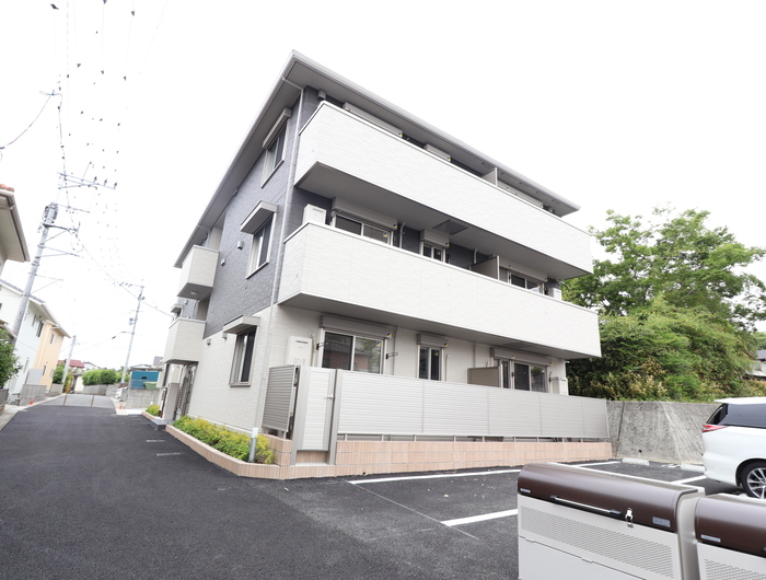 アルバルーチェ黒髪 外観