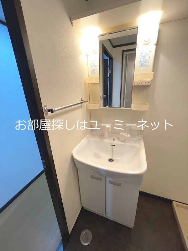 グランヒルズ永利 洗面所
