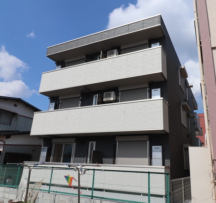 Front of Koganei Station 外観