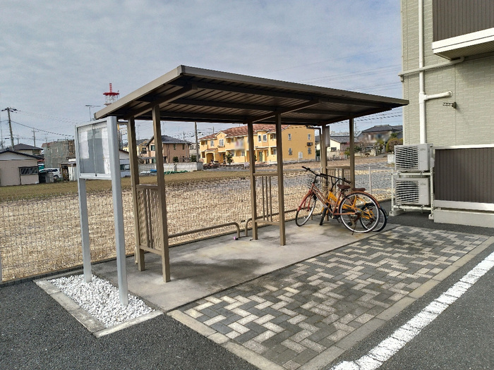 カーサ　ブリジャール 駐車場