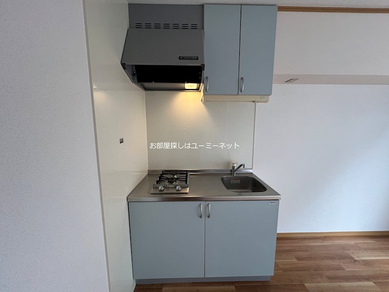 ヴィヴレイースト キッチン