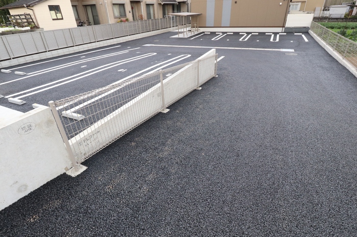 カルムハウス上代 駐車場