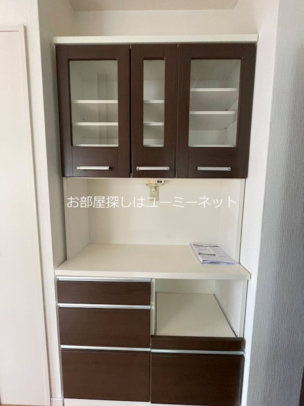 ネオアクシス中央町 収納