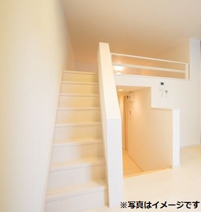 フォンターナ島崎 玄関