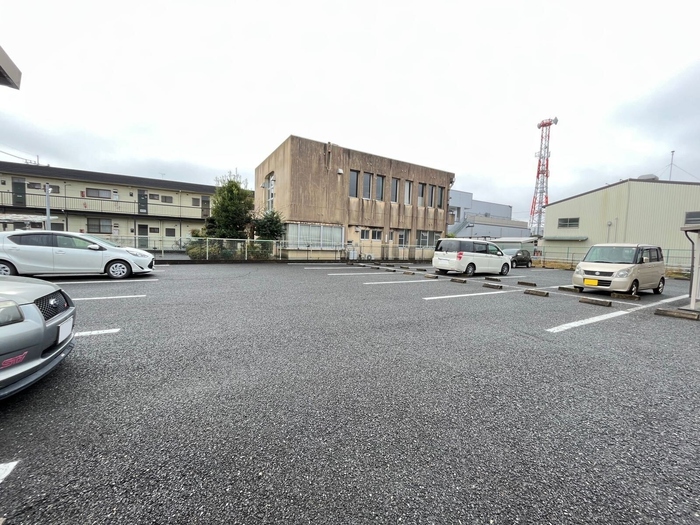 グリーンカースル　Ｂ 駐車場