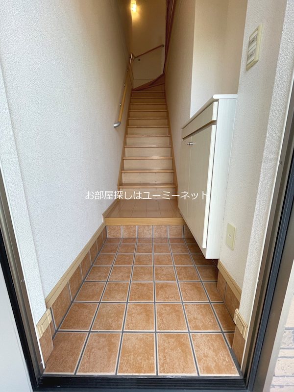 アビタシオンＡ 玄関