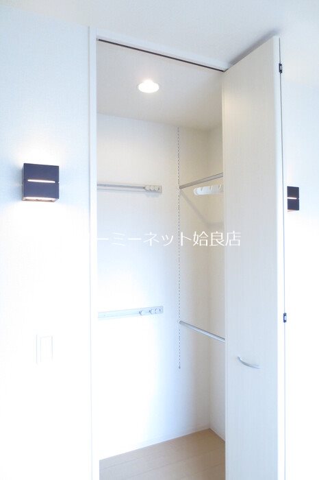 グランモアK　Ｂ棟 収納