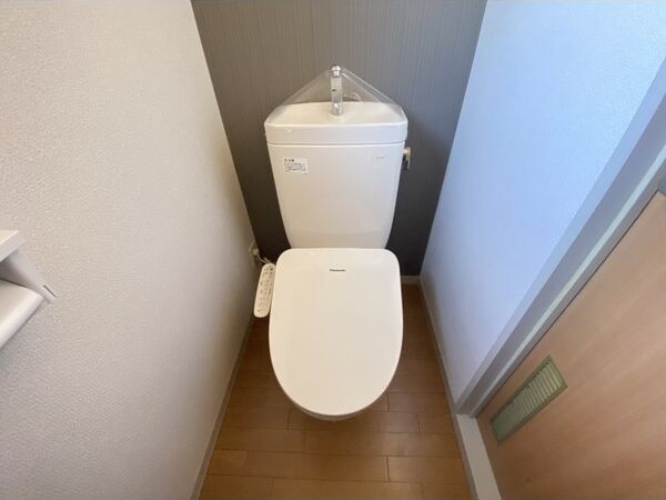 カトレアハイツA トイレ
