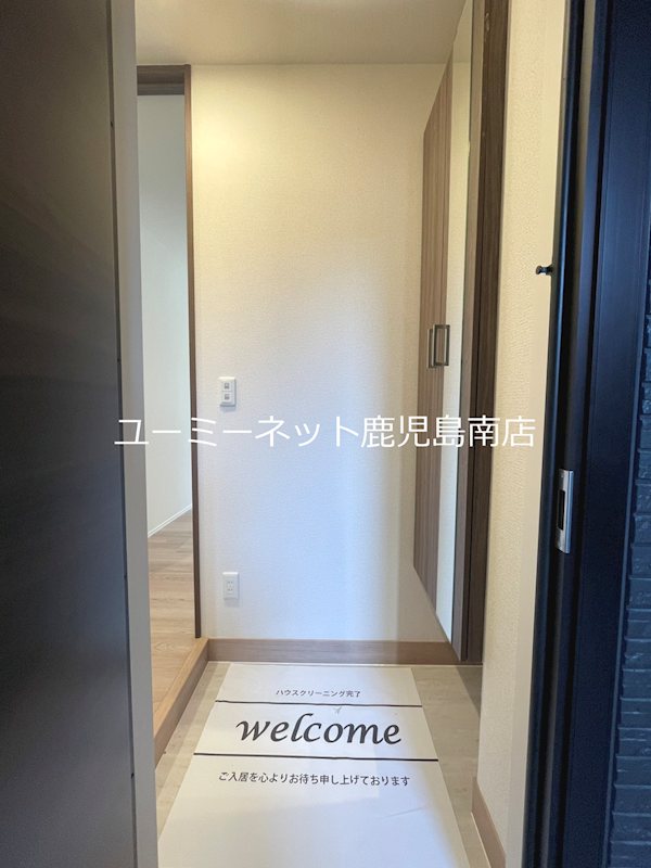 クオリティパレス千華 玄関