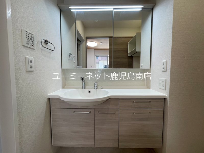 クオリティパレス千華 洗面所