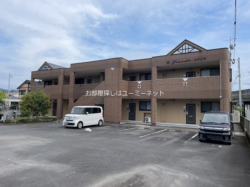 グランディール・みやざき 外観