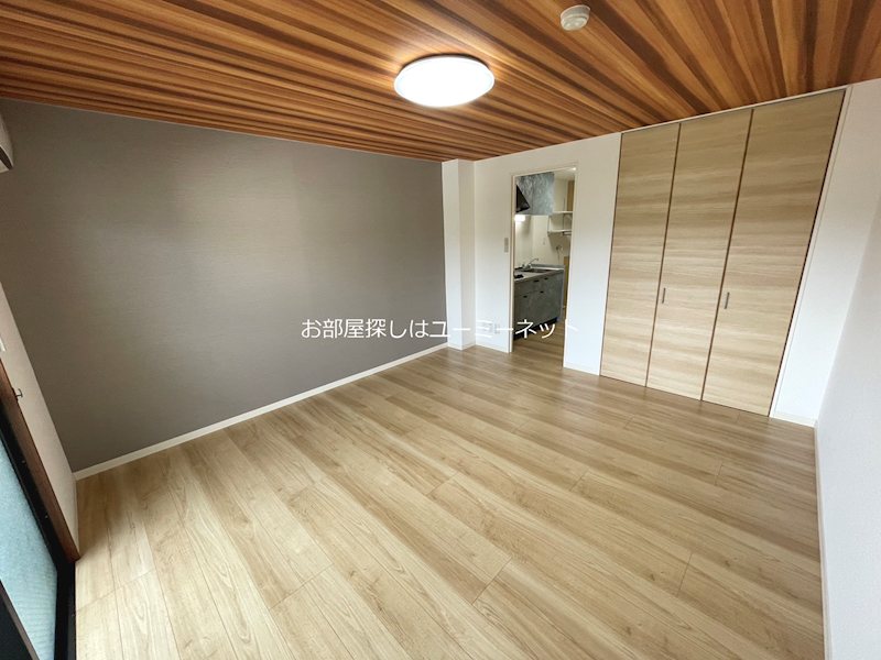 マダレンホール リビング