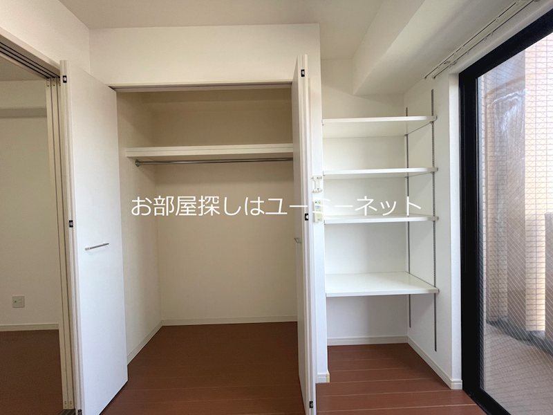 リードインアイエスヒラノ 収納
