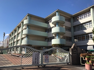 リードインアイエスヒラノ 中学校