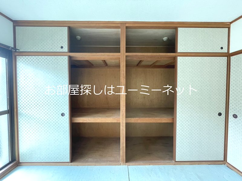 ベネフィス西陵 収納