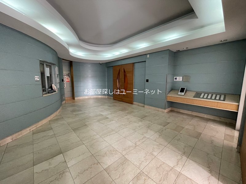 ジェネラス中央町 エントランス