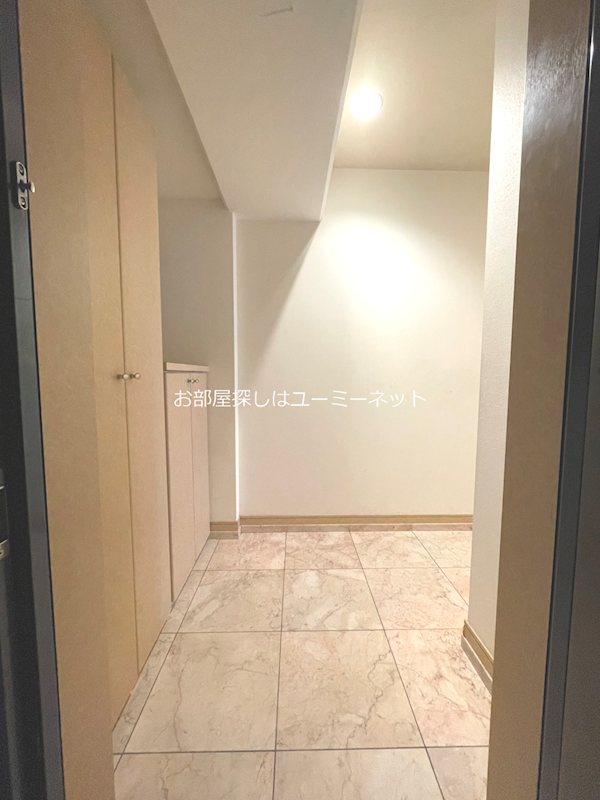ジェネラス中央町 玄関