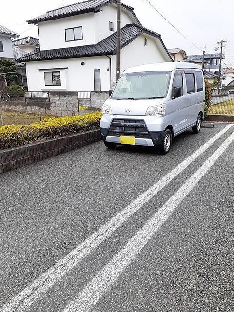 グリーンヴィレッジ 駐車場