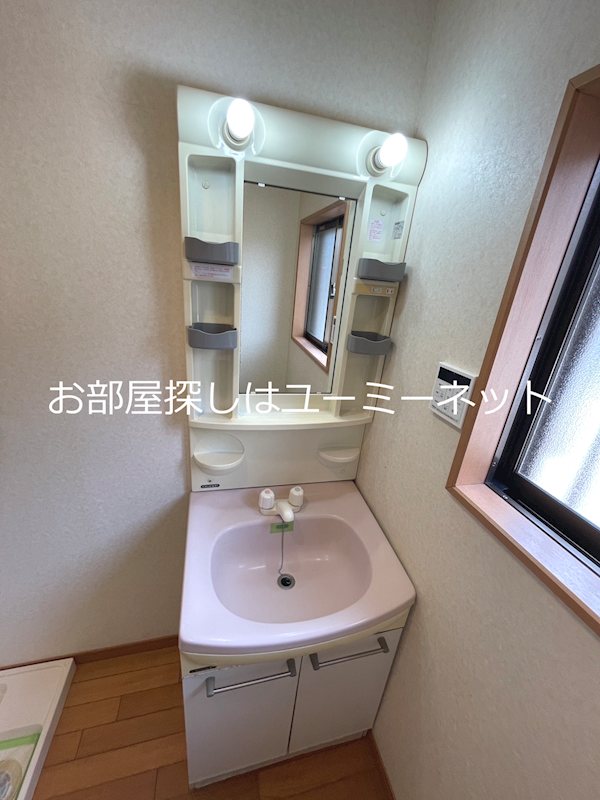 木佐木東住宅 洗面所