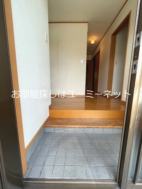 木佐木東住宅 玄関
