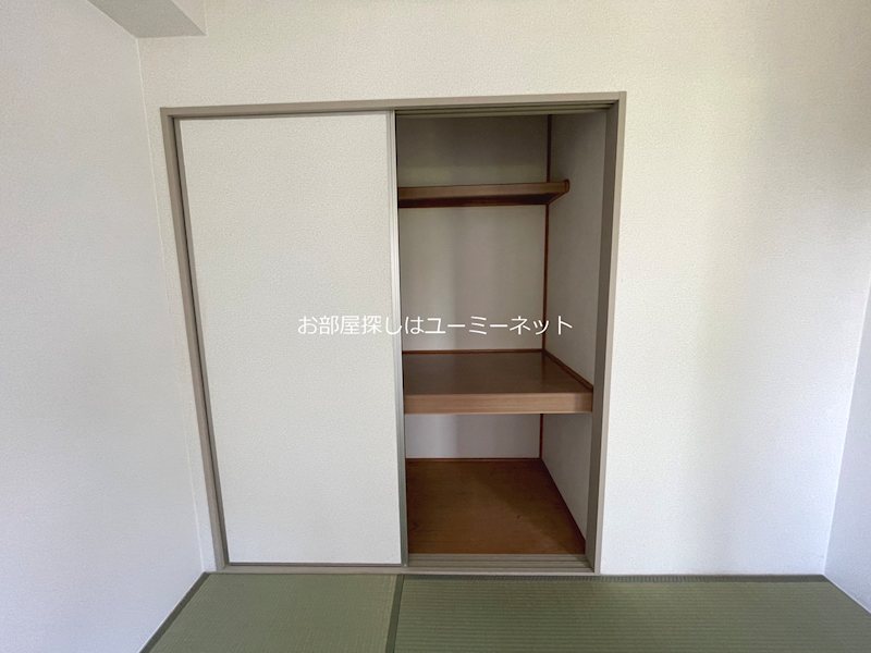 ロイヤルガーデン野口　C棟 収納