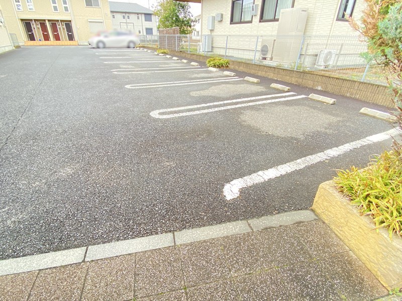 エルミタージュ　Ｂ 駐車場