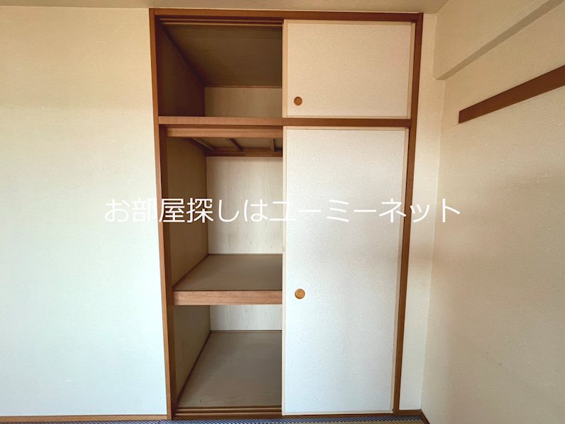 ジェネラス中央町 収納