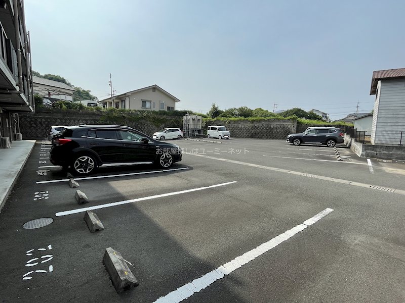 カーサカラ 駐車場