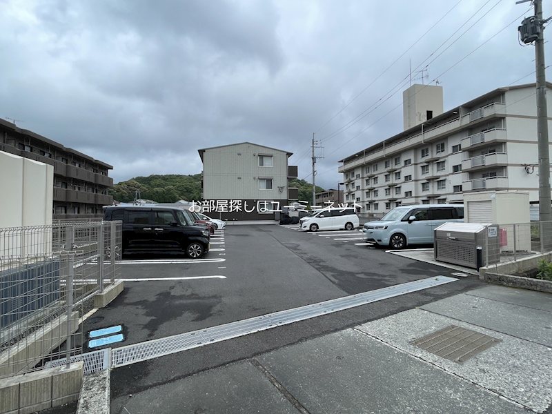 Avenir宮内町Ⅰ 駐車場