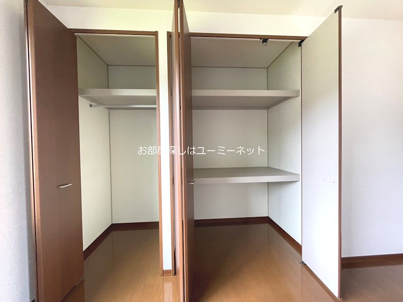 ファミールＮ 収納