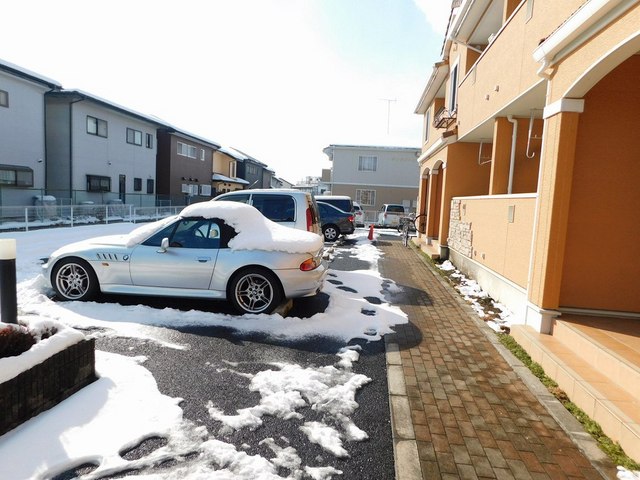 サンライトＤ 駐車場