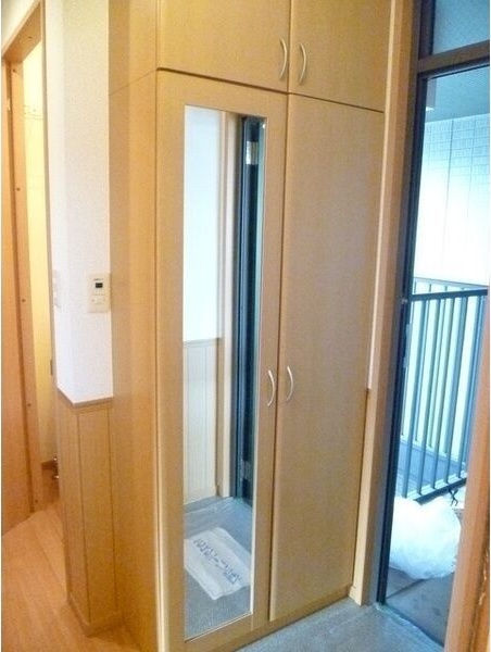 グリーンガーデン箱森　C棟 玄関