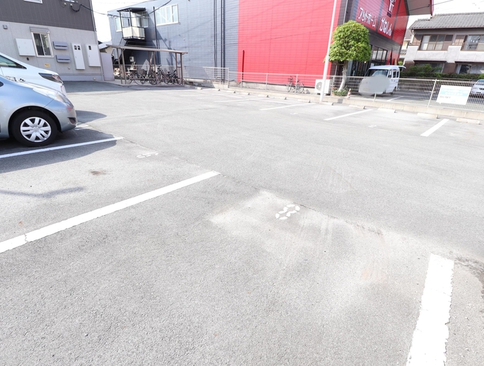 PLEMIER近見 駐車場