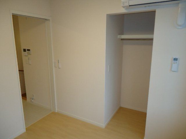 ファースト　ティアラ 収納
