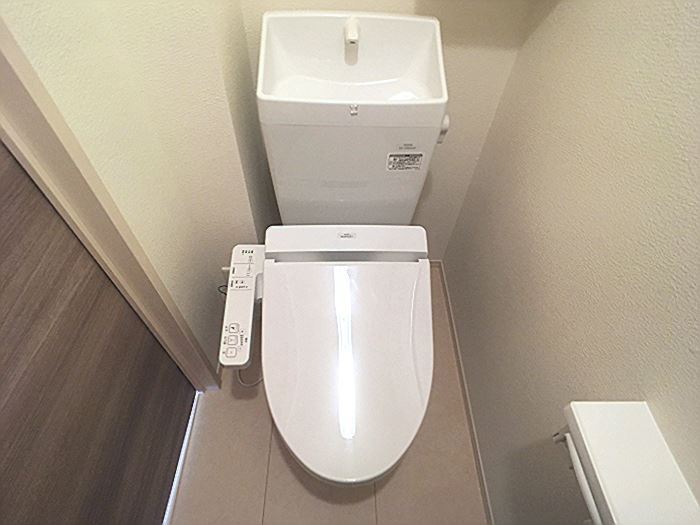 ウエリントン トイレ