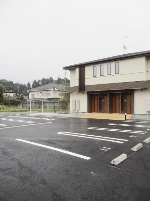 エスポワールⅡ 駐車場