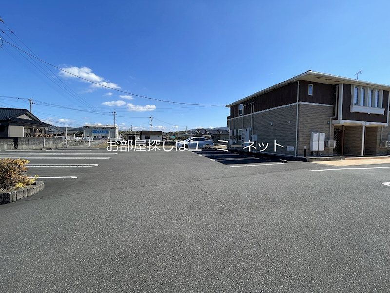 エクセルコ－ト宮崎 駐車場