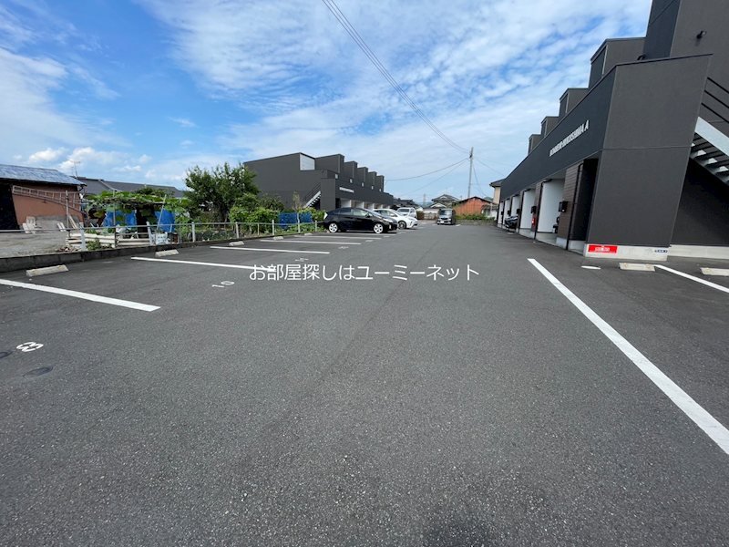 ボナール福島　A棟 駐車場