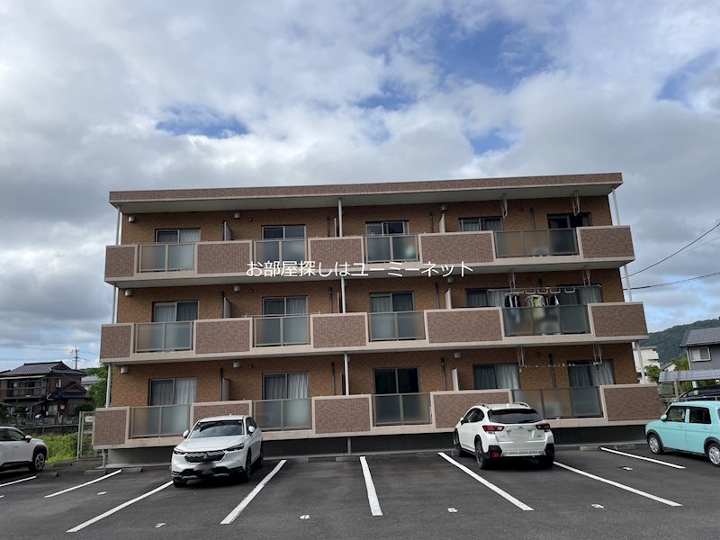 KENJOU BLD Ⅱ 駐車場