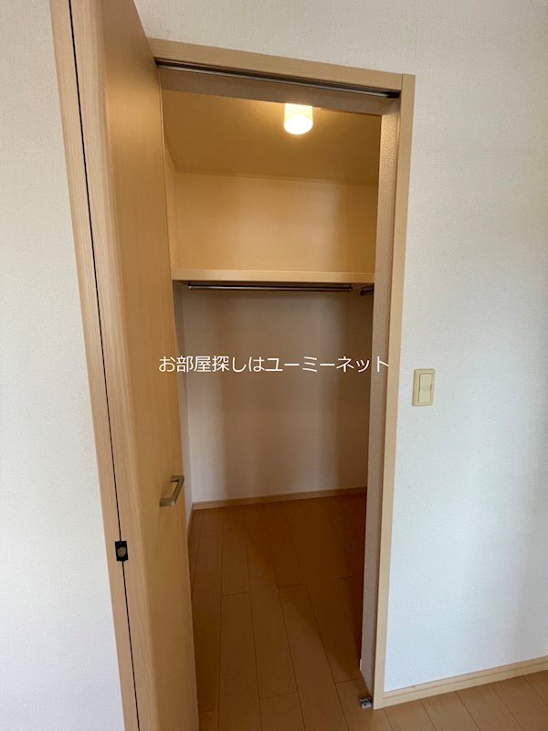 セレーノＡ 収納