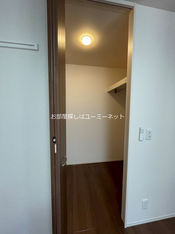 Accelerator (ｱｸｾﾗﾚｰﾀ) 収納