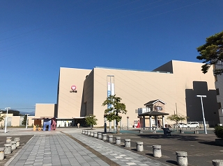 グランドゥールＺ　B棟 ショッピング施設