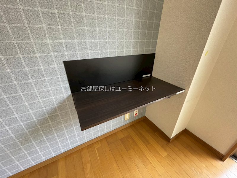 アーネスト下荒田  その他