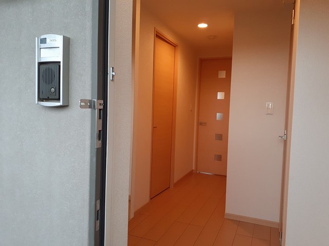 プレッソ　Ｓ．Ｒ．Ｗ 玄関