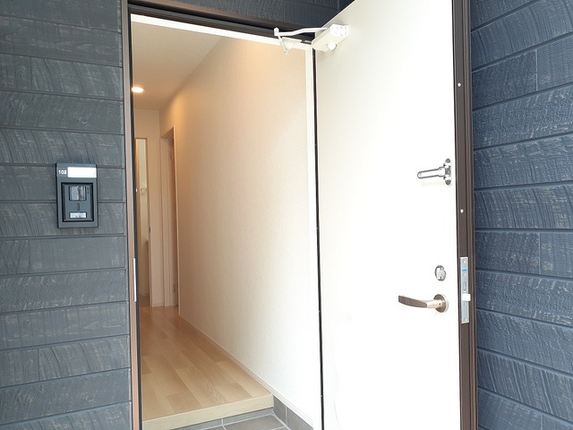 グラース　十町　Ａ棟 玄関